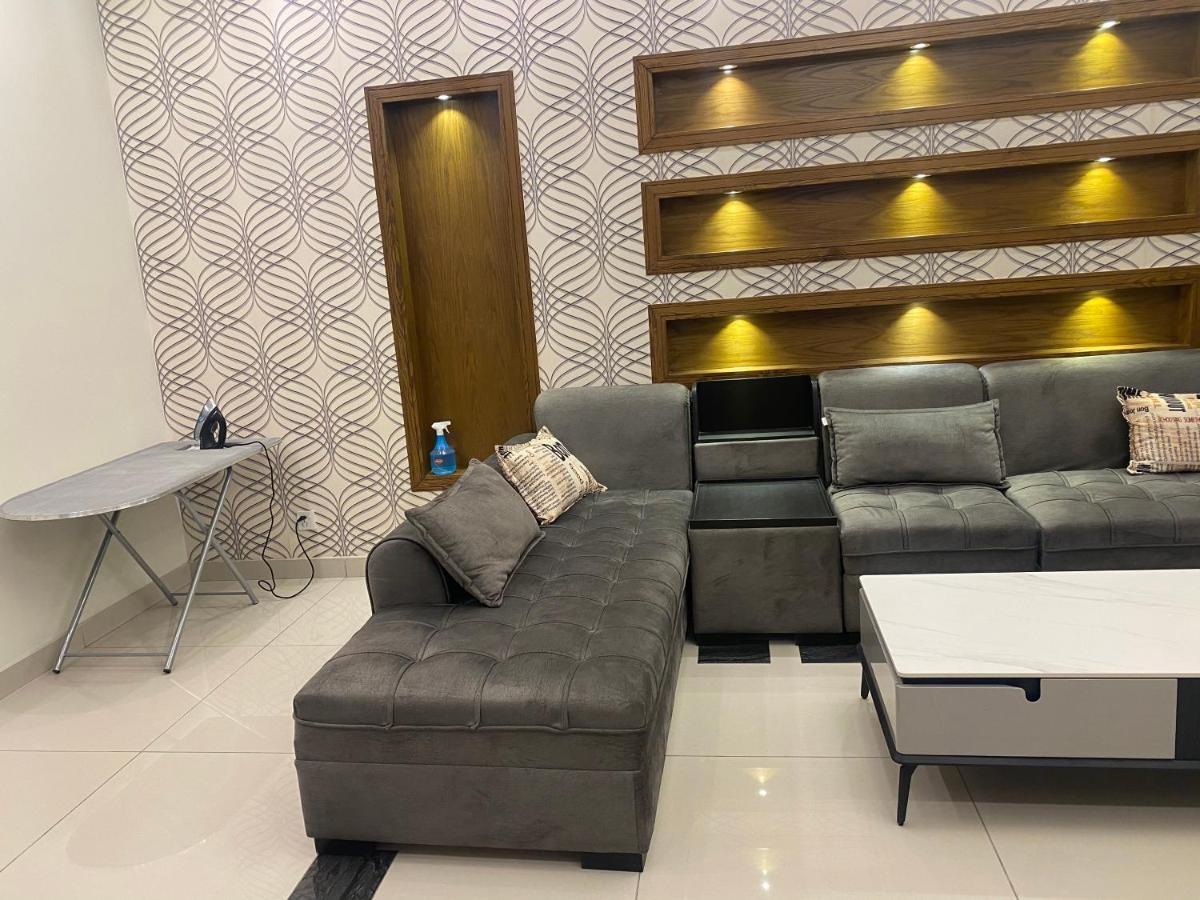 Luxury Guest House In Bahria Town Rawalpindi Extérieur photo