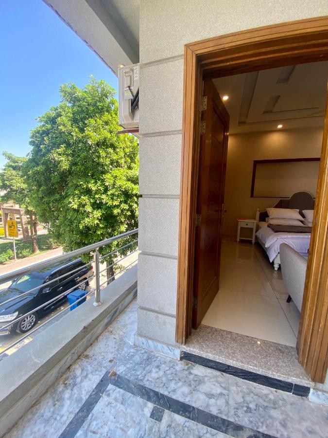 Luxury Guest House In Bahria Town Rawalpindi Extérieur photo