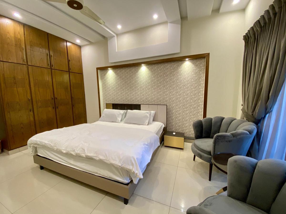 Luxury Guest House In Bahria Town Rawalpindi Extérieur photo